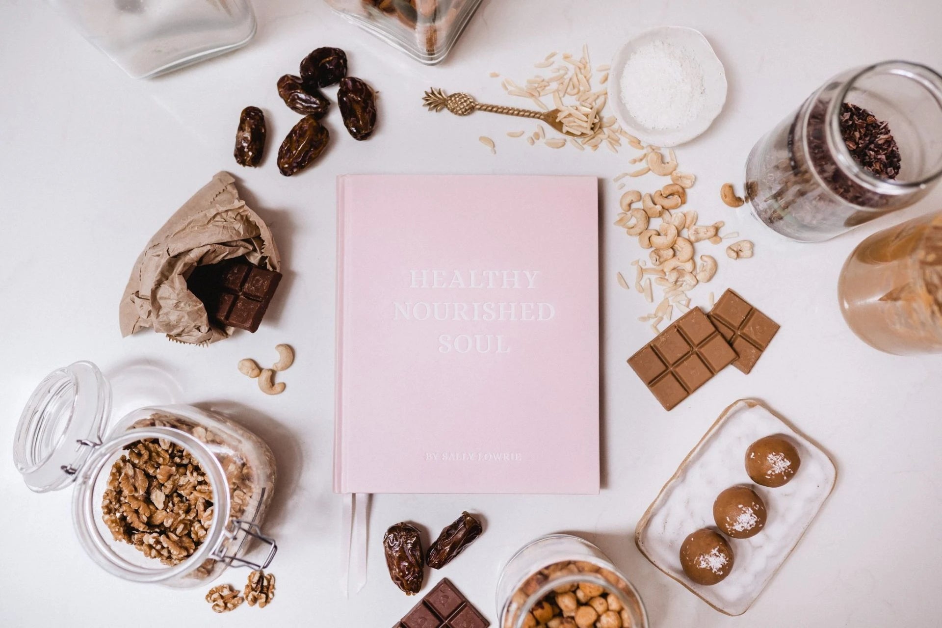 Top 8 Women’s Wellness Books to lead a wholesome life.