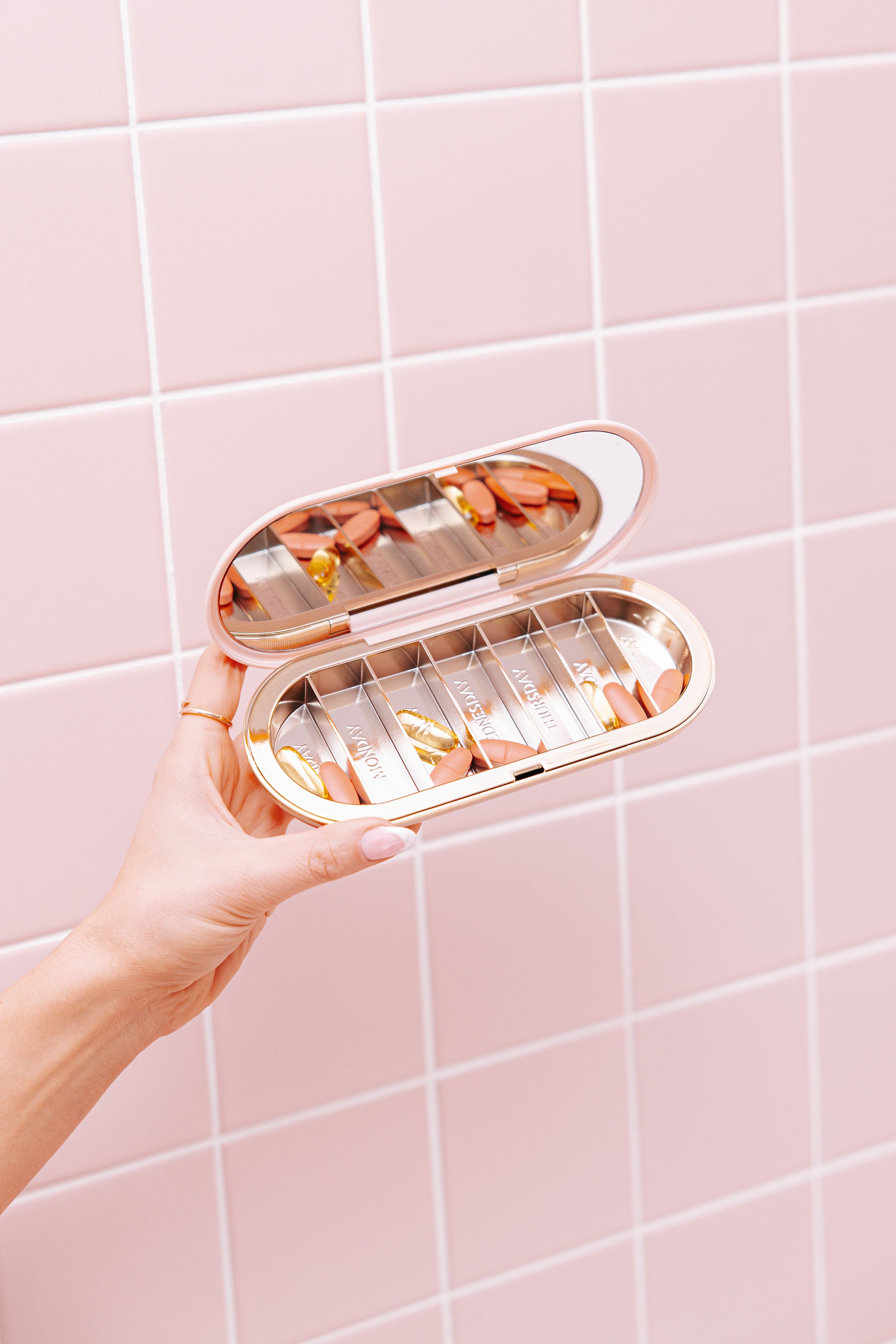 7 Day Pill Compact